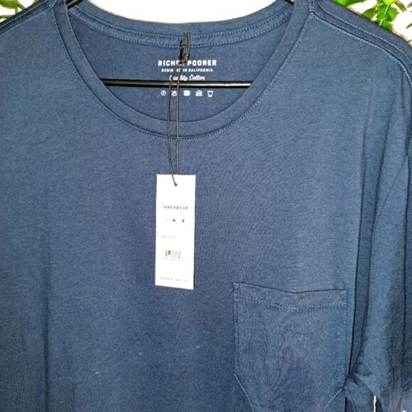 NWT Richer Poorer Short Sleeve Pocket Tee - Picture 3 of 5